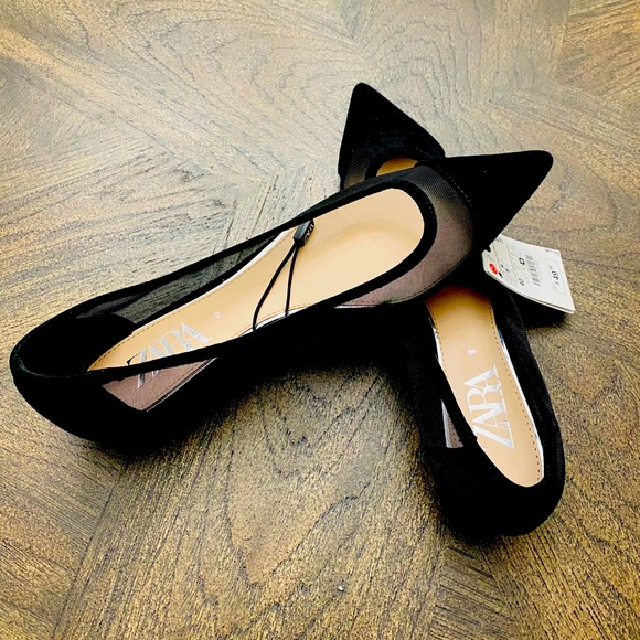 Zara Shoes - 💕make an offer💕 Zara flat shoe.